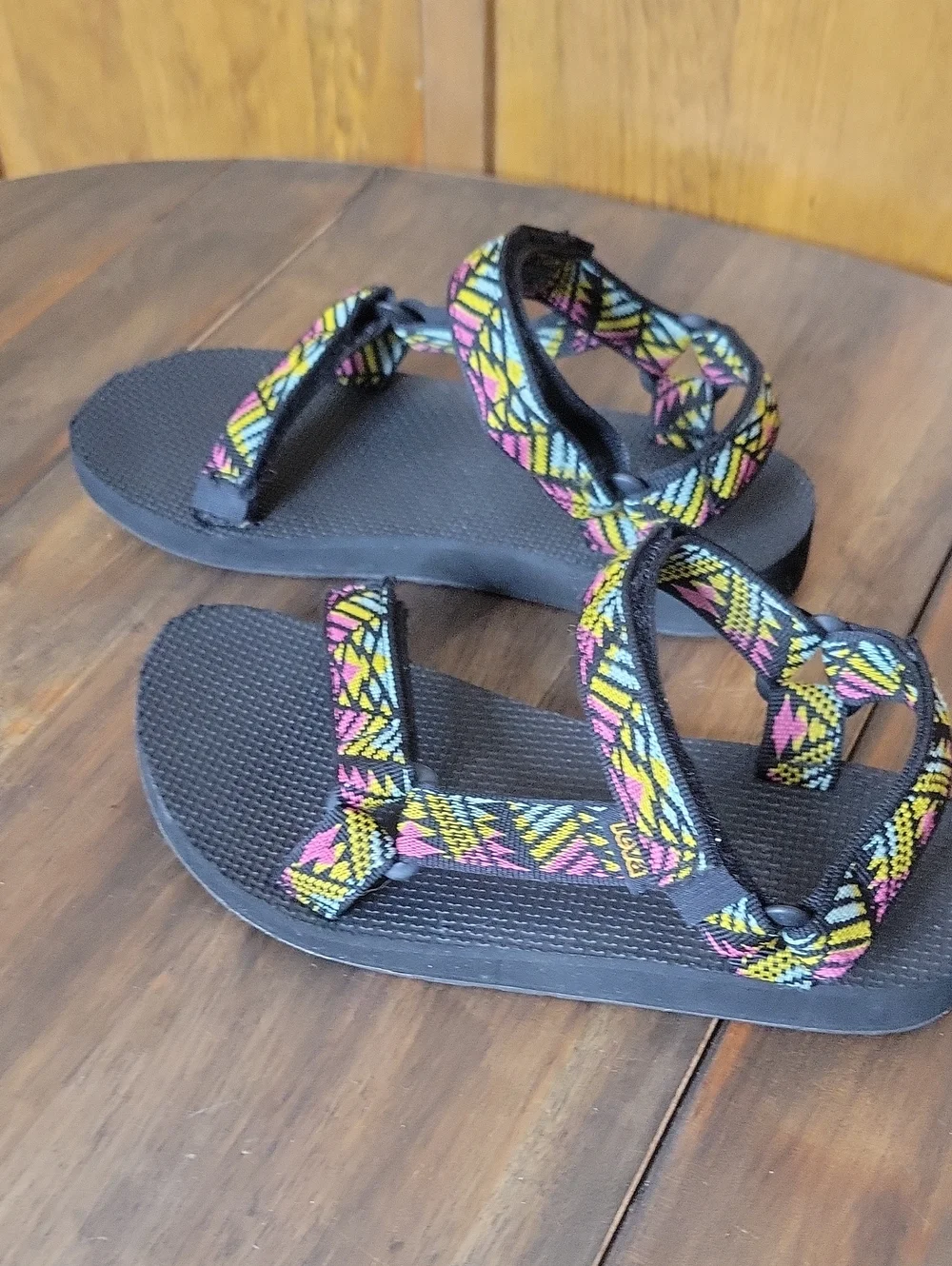 Teva Hurricane Sandals Sz 3